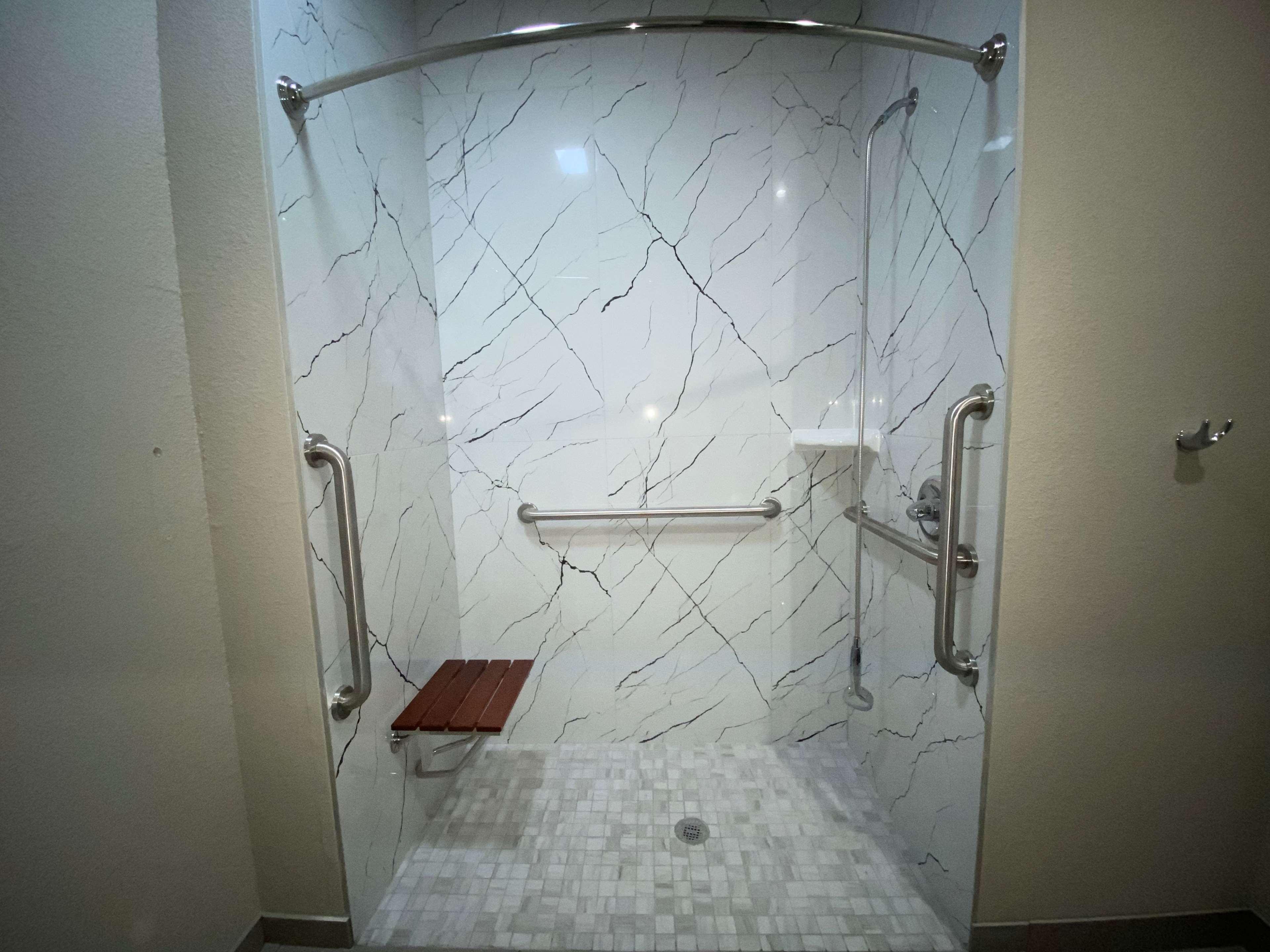 Surestay Plus Hotel By Best Western Ada Екстериор снимка