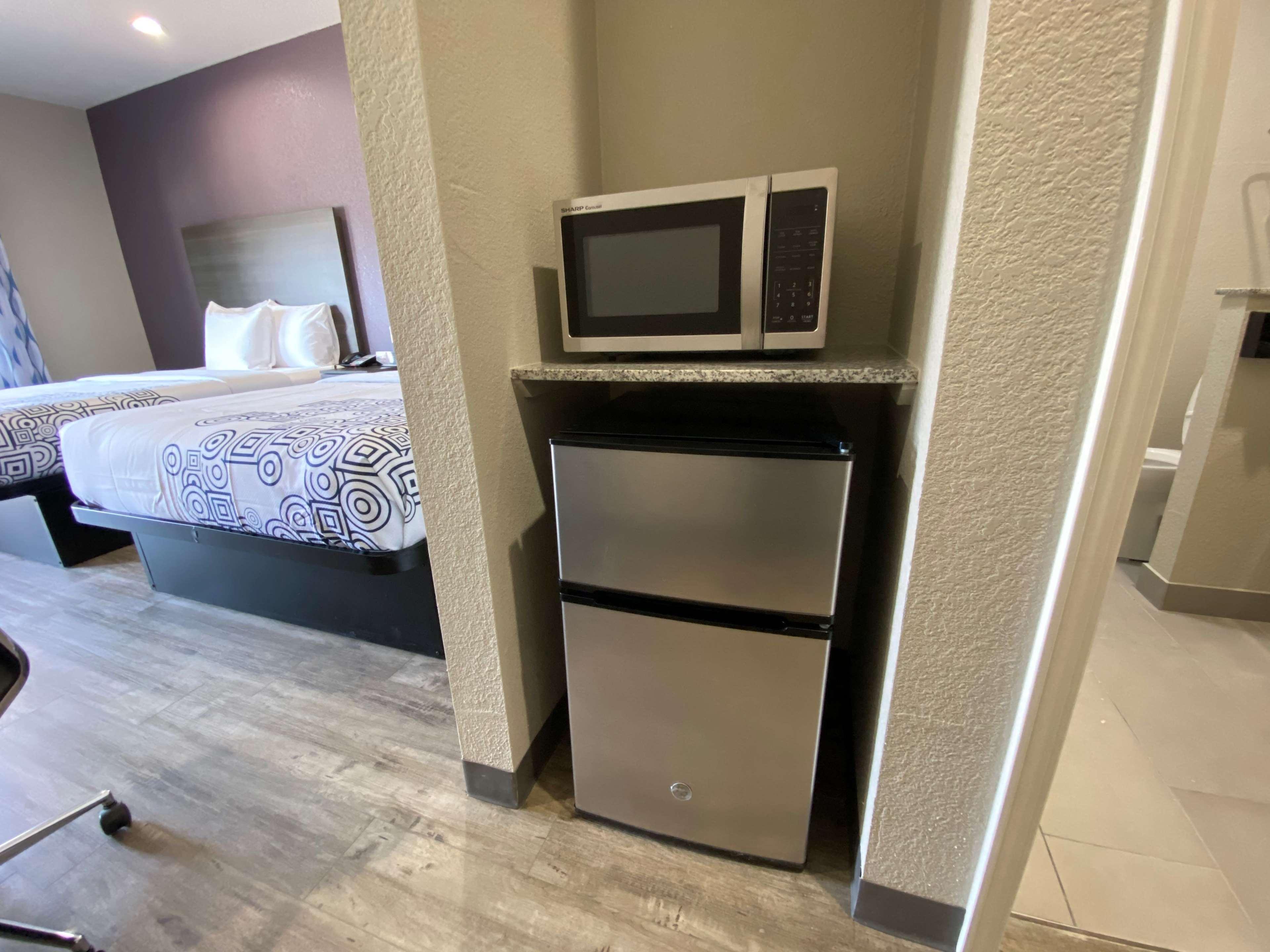 Surestay Plus Hotel By Best Western Ada Екстериор снимка