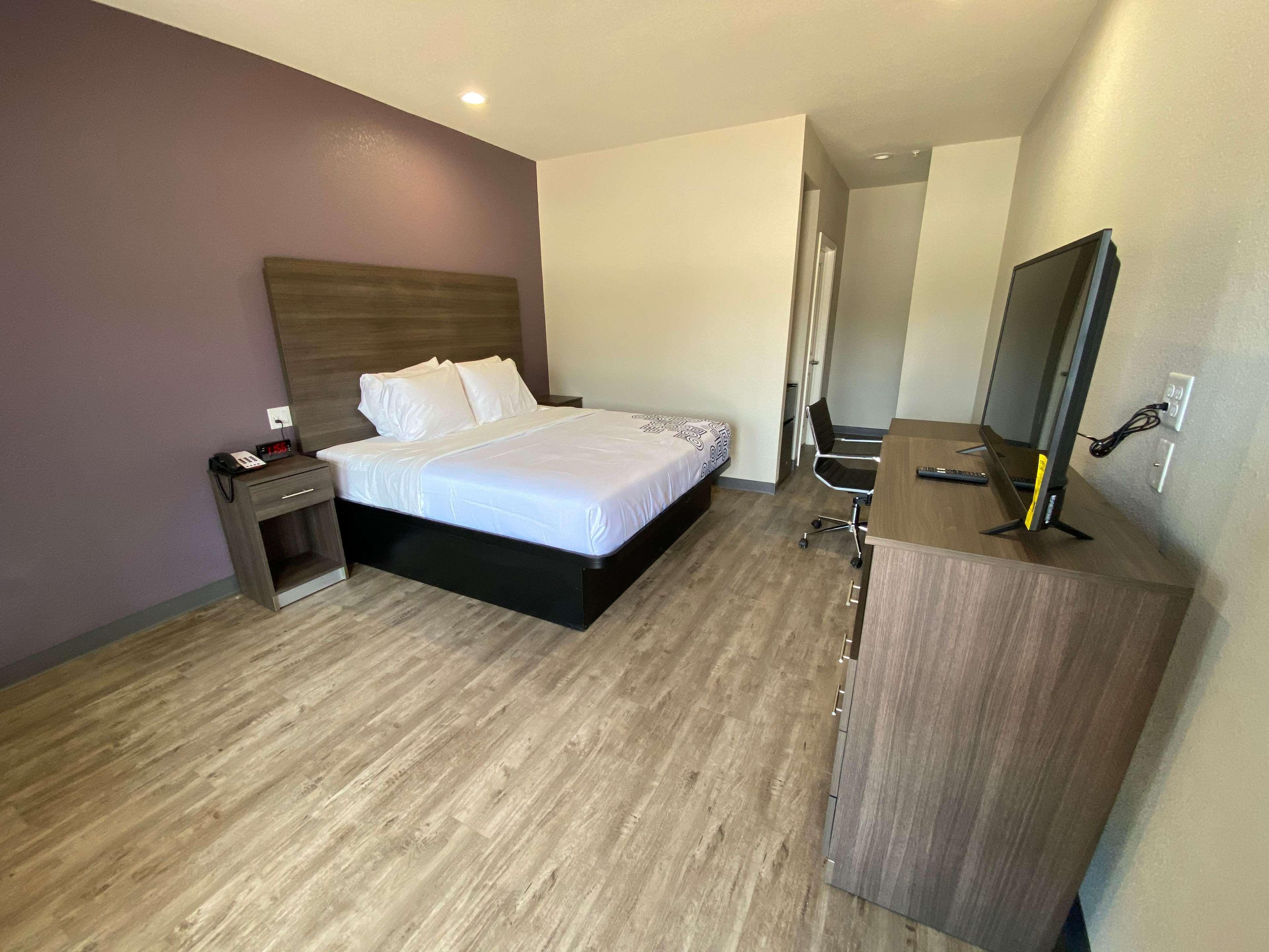 Surestay Plus Hotel By Best Western Ada Екстериор снимка